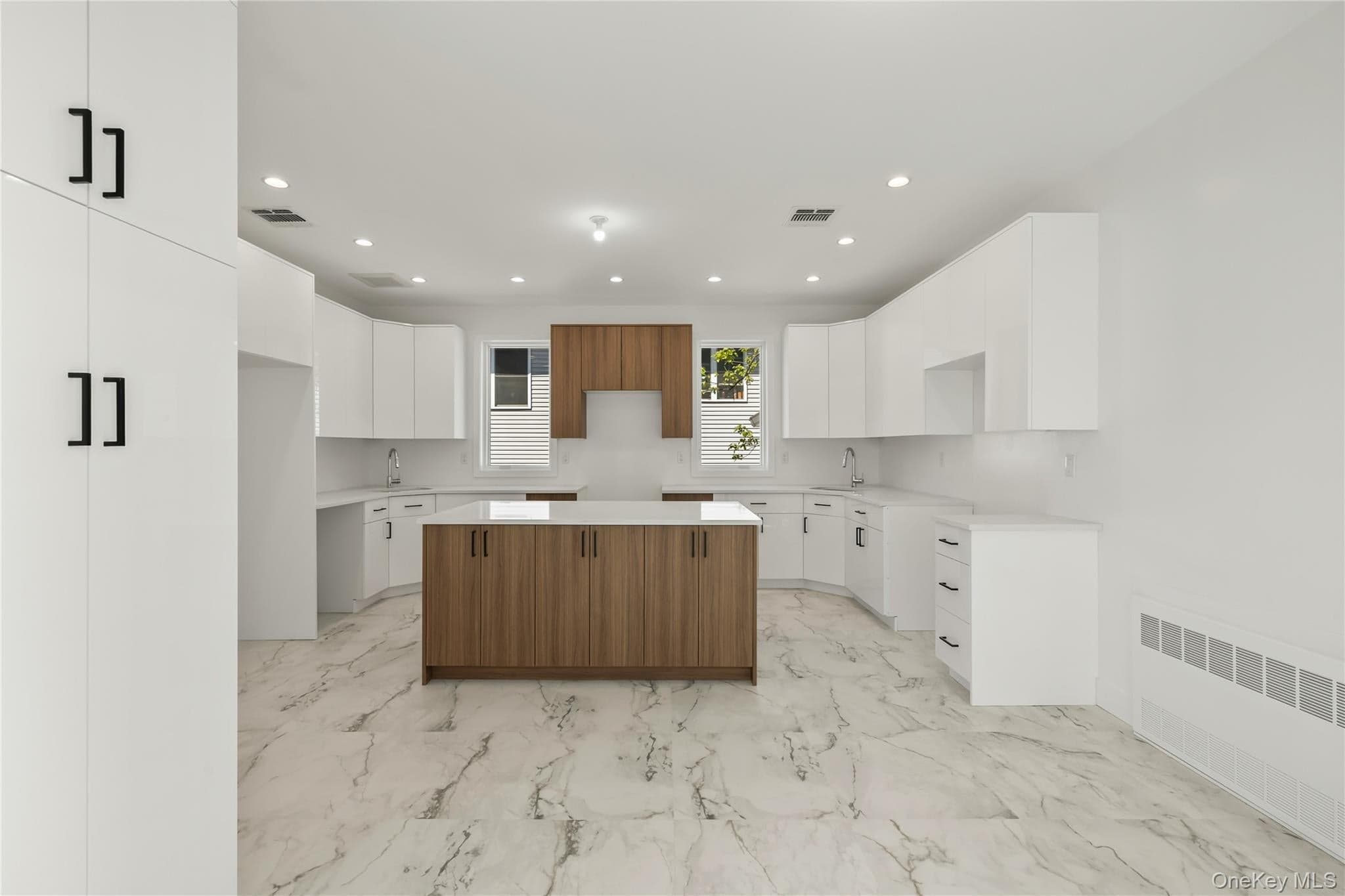 37 Ewing Avenue Unit: 202 thumbnail 15