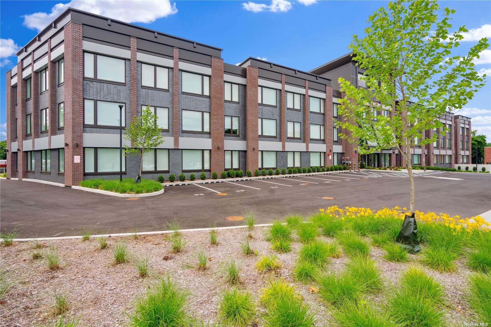 218 Middle Neck Road Unit: 107 thumbnail 13