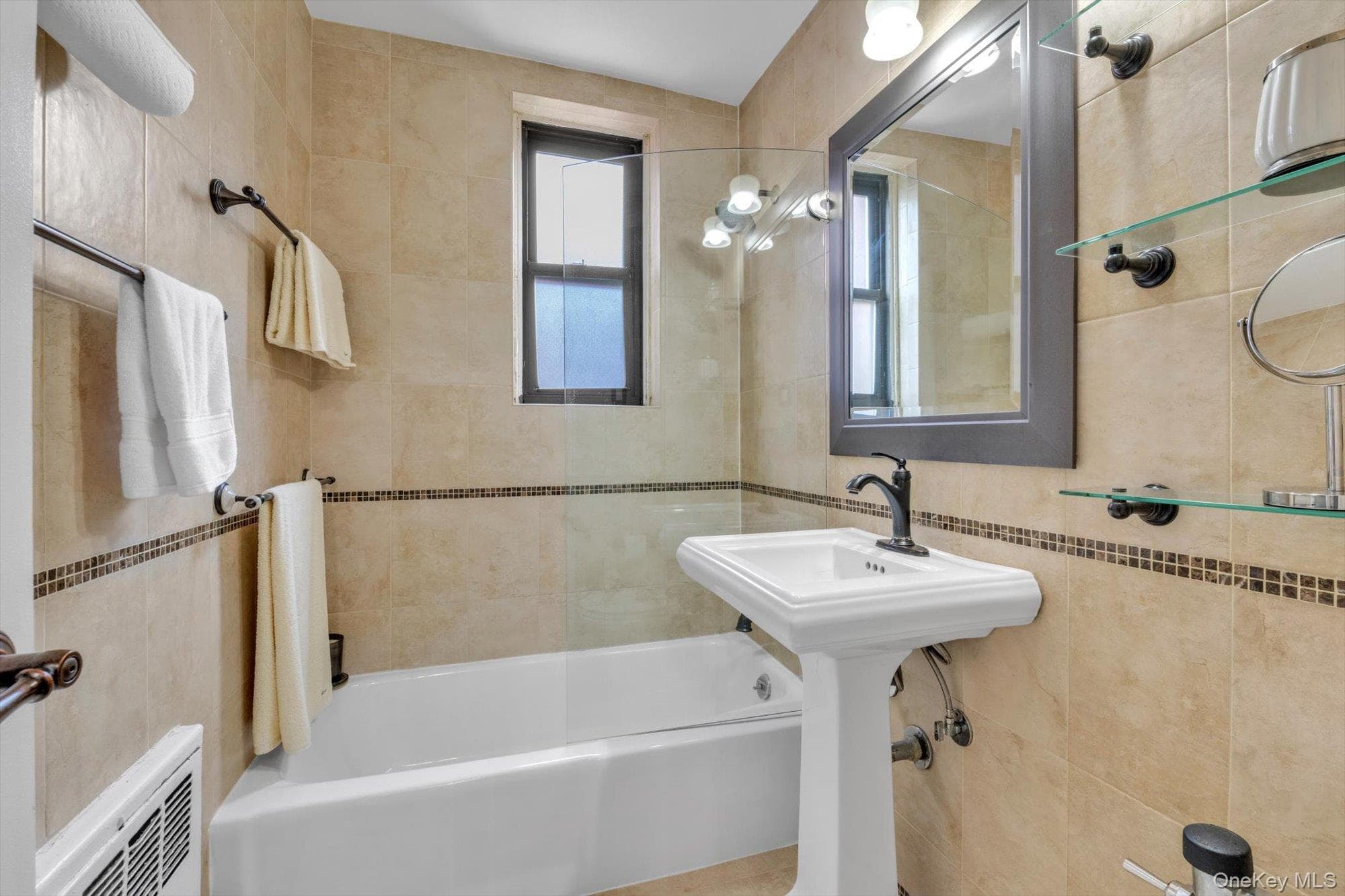 1199 E 53rd Street Unit: 5C thumbnail 11