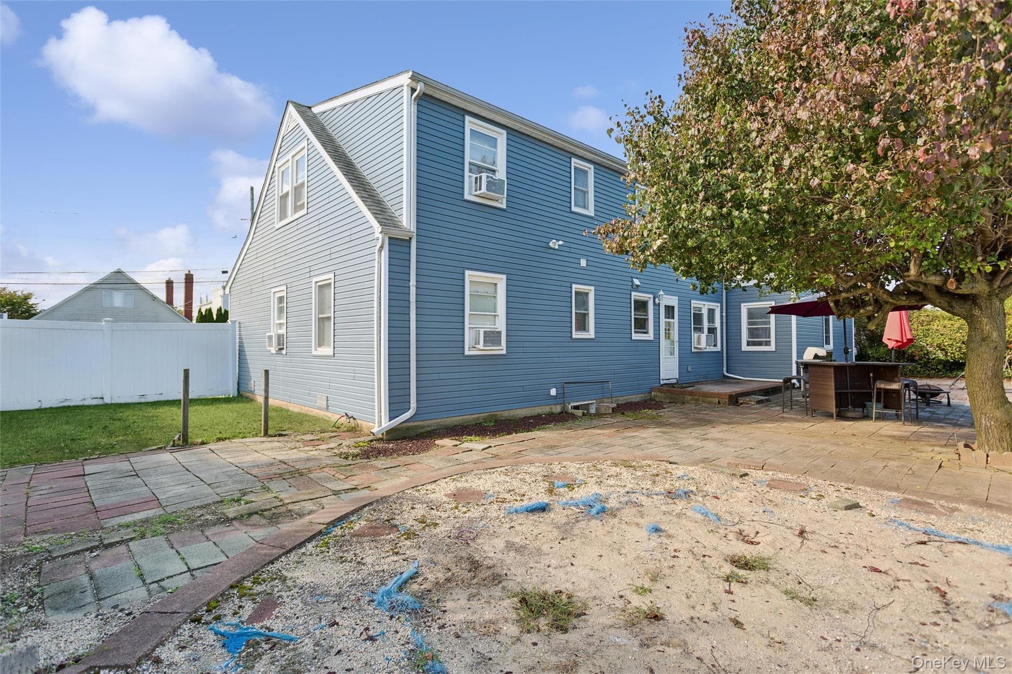 227 Sunset Avenue thumbnail 9