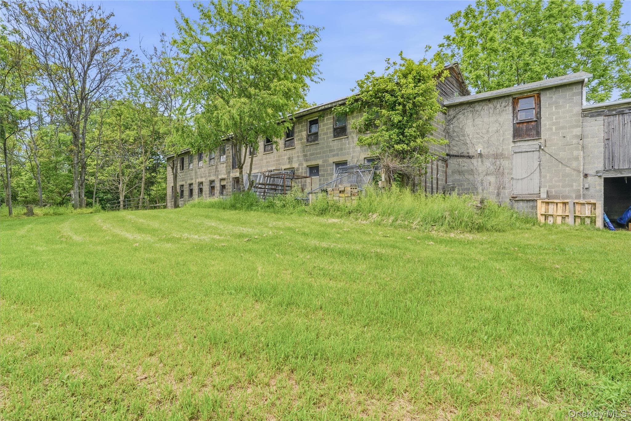 345 Drexel Drive thumbnail 17