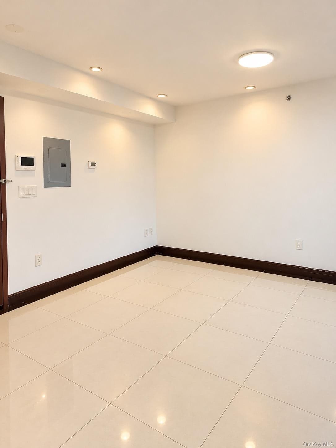 13229 Blossom Avenue Unit: 4G thumbnail 4