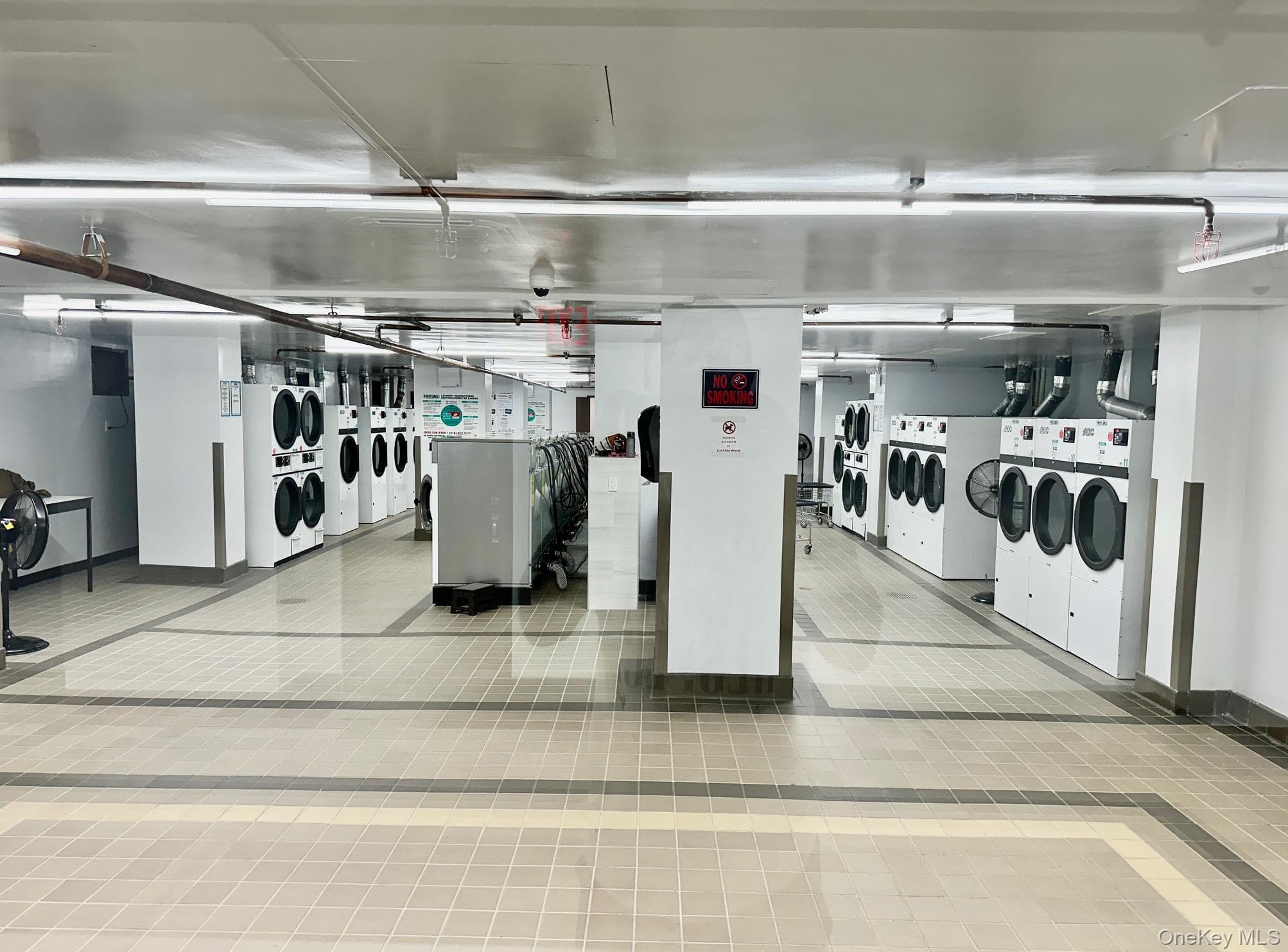 61-20 Grand Central Parkway Unit: A1503 thumbnail 11