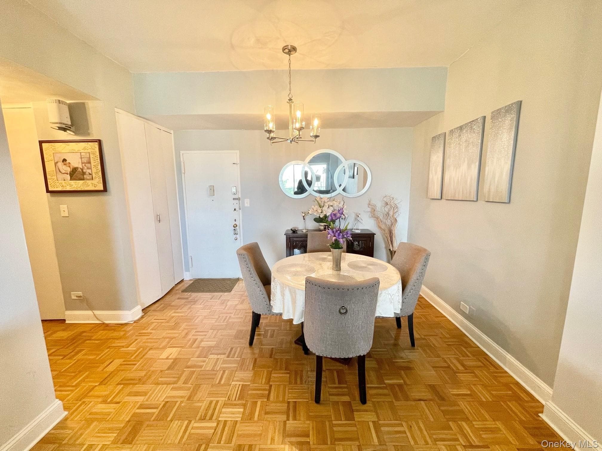 61-20 Grand Central Parkway Unit: A1503 thumbnail 2