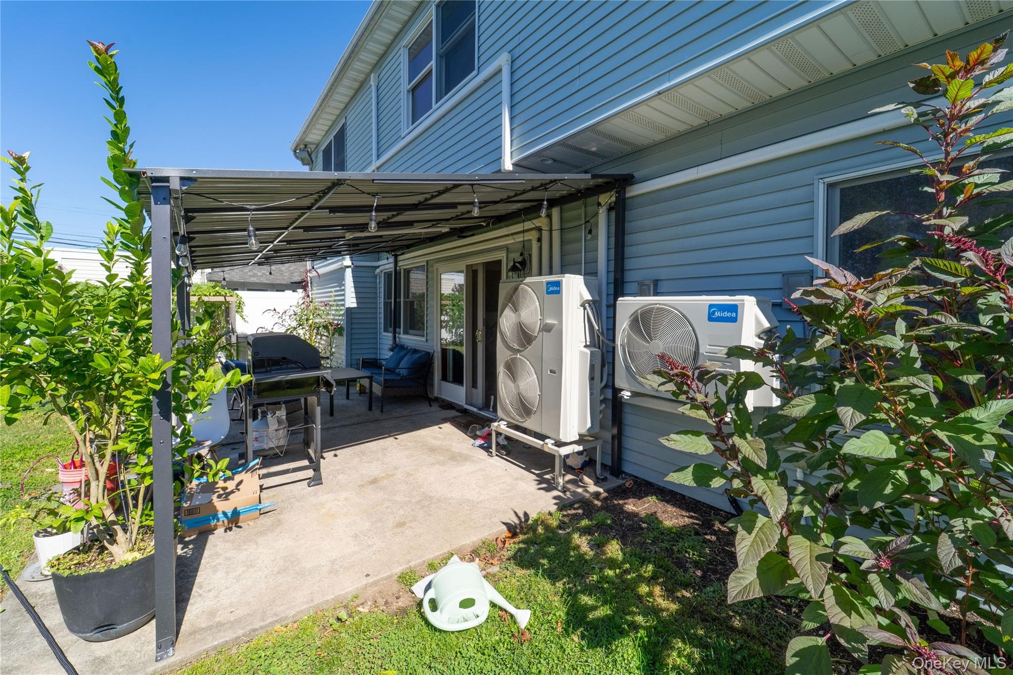 220 Jerusalem Avenue thumbnail 25