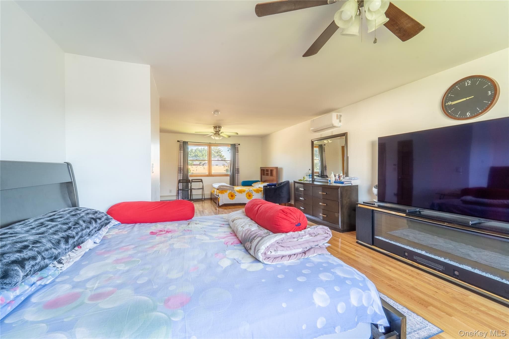 220 Jerusalem Avenue thumbnail 19