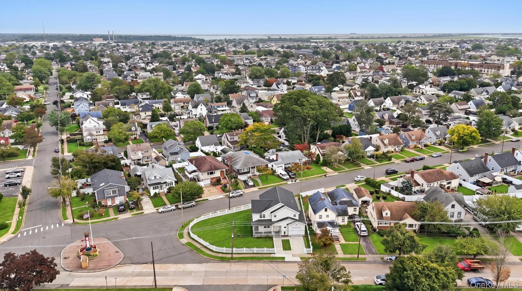 403 S Bayview Avenue thumbnail 33