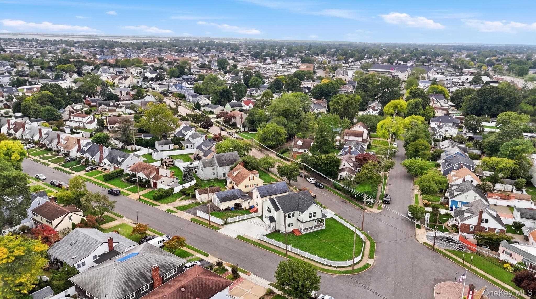 403 S Bayview Avenue thumbnail 31
