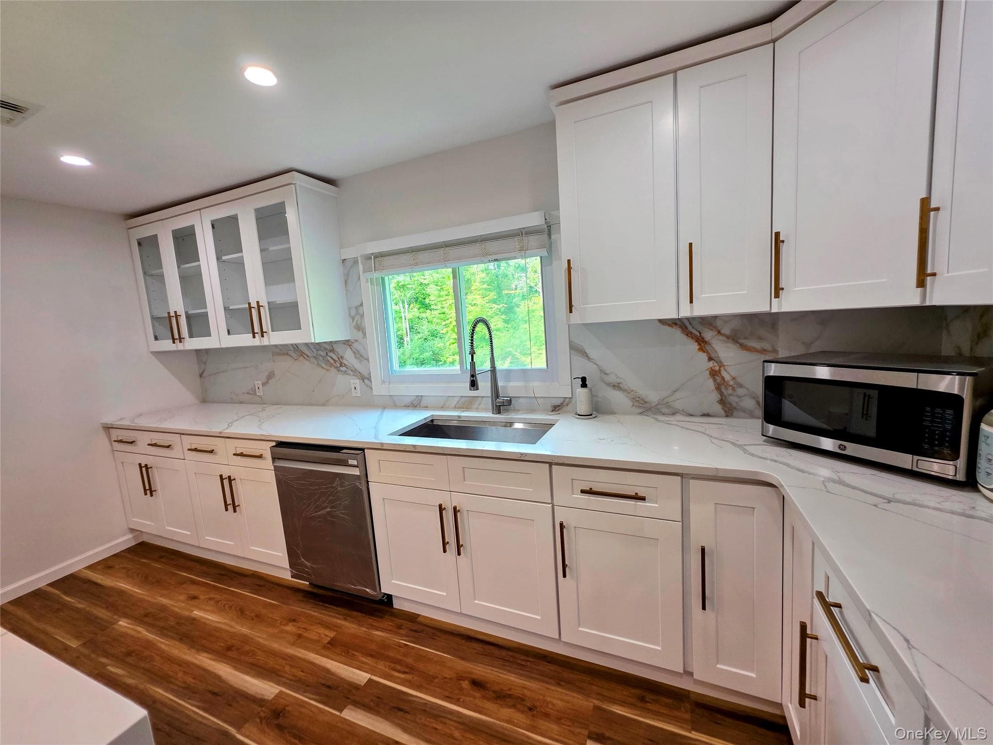 84 W Pine Road thumbnail 11
