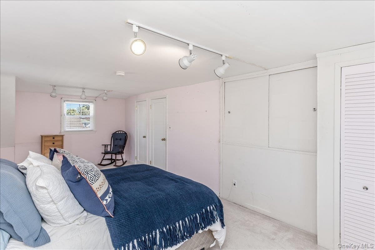 2527 Yorktown Street thumbnail 26