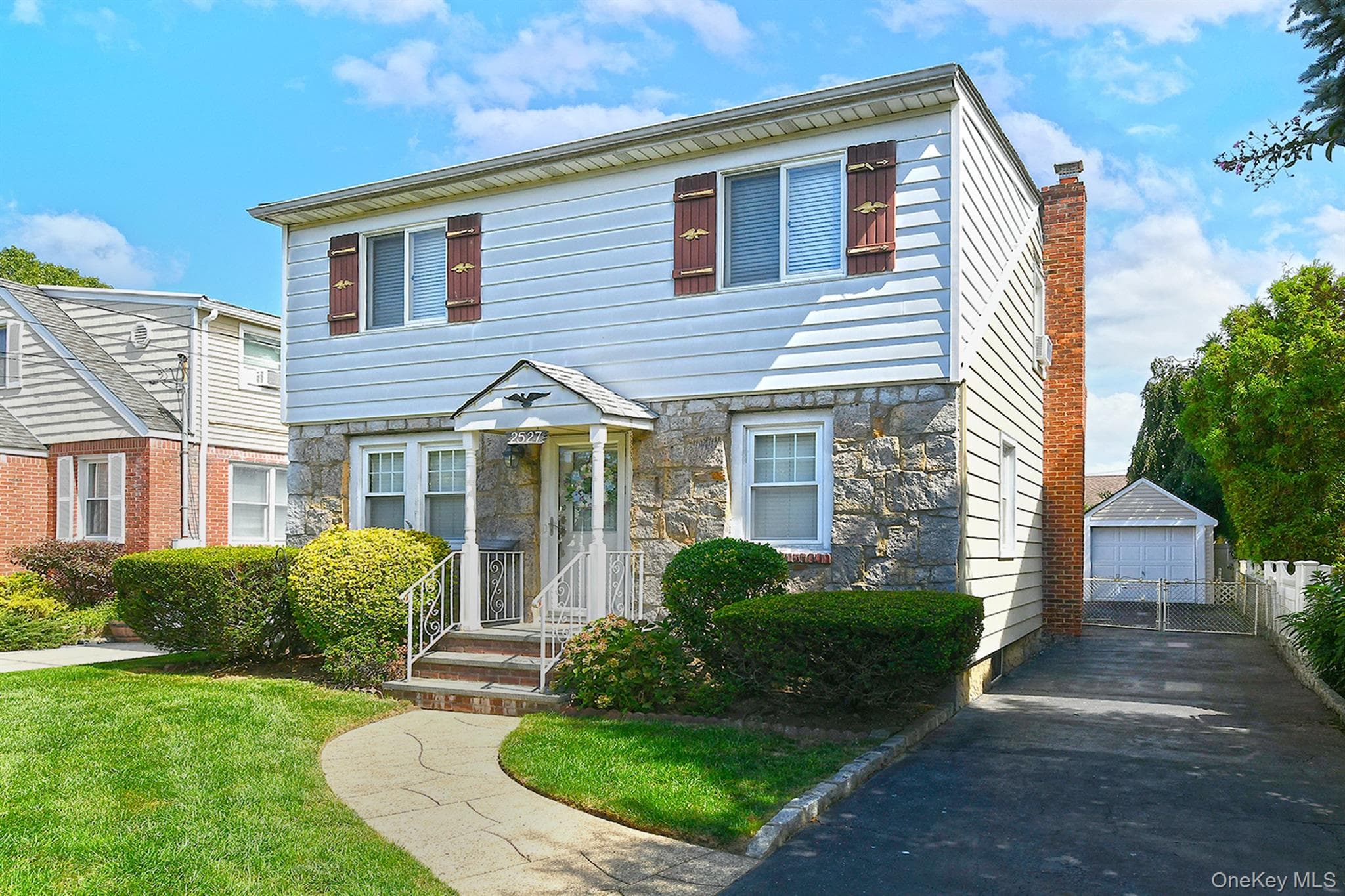 2527 Yorktown Street thumbnail 3