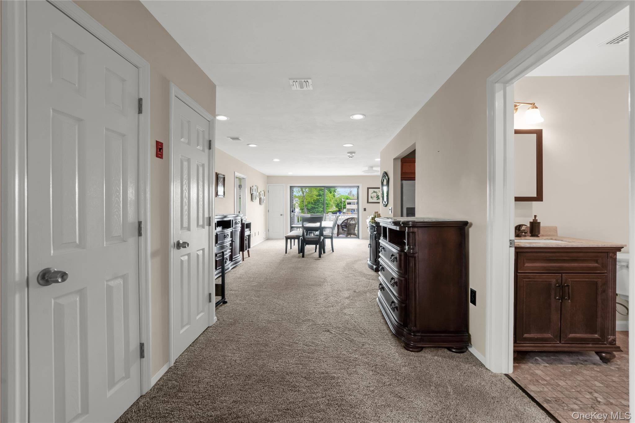 41 Cambridge Drive thumbnail 2
