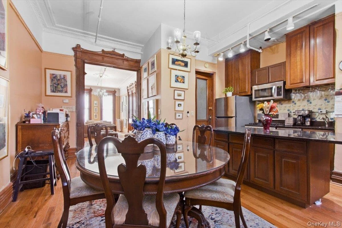 107 W 131st Street thumbnail 12