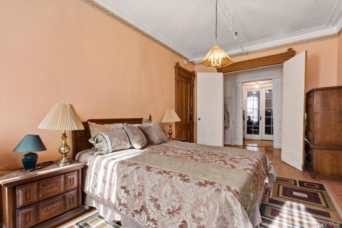 107 W 131st Street thumbnail 23