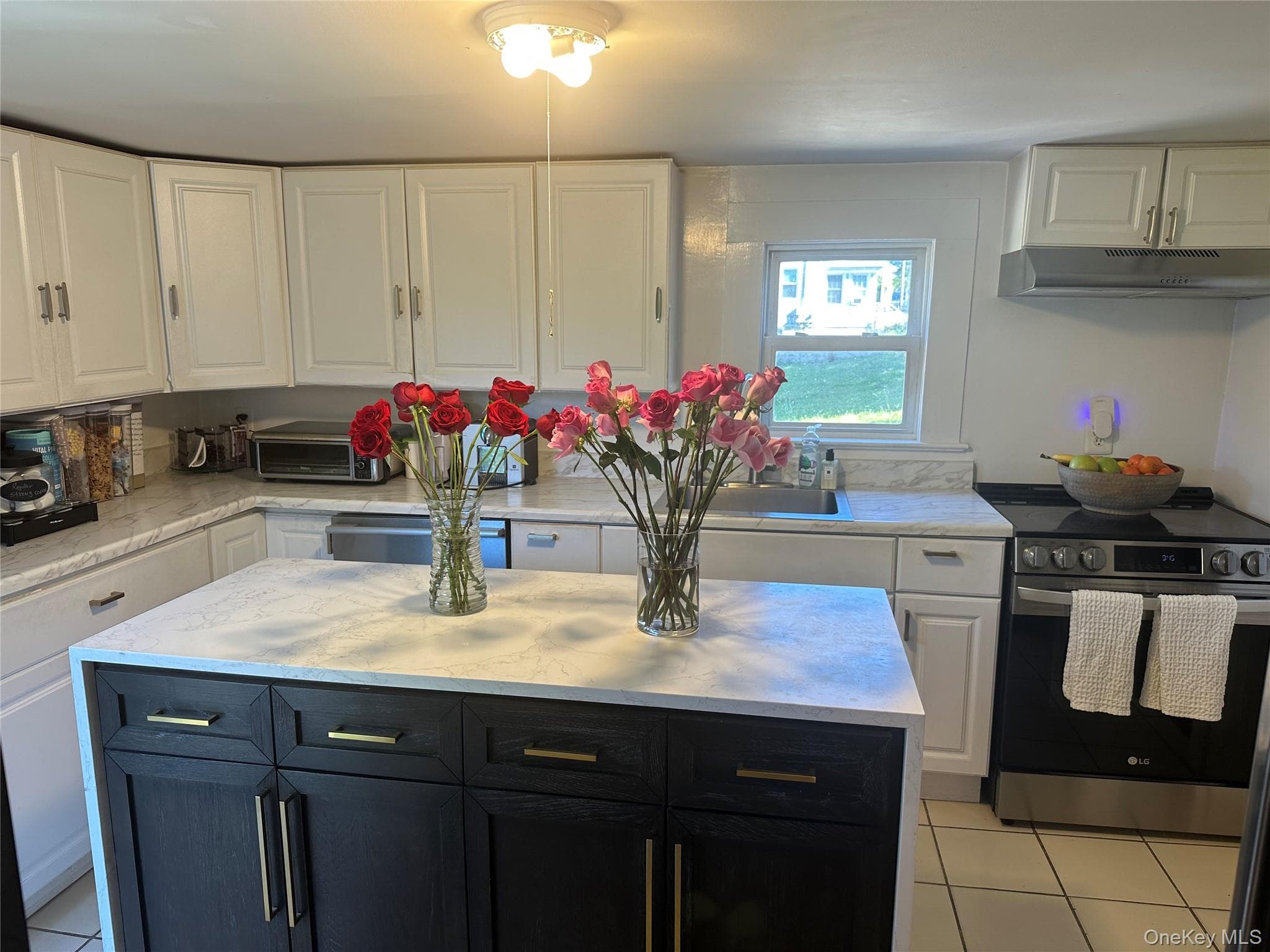 970 E Main Street thumbnail 3