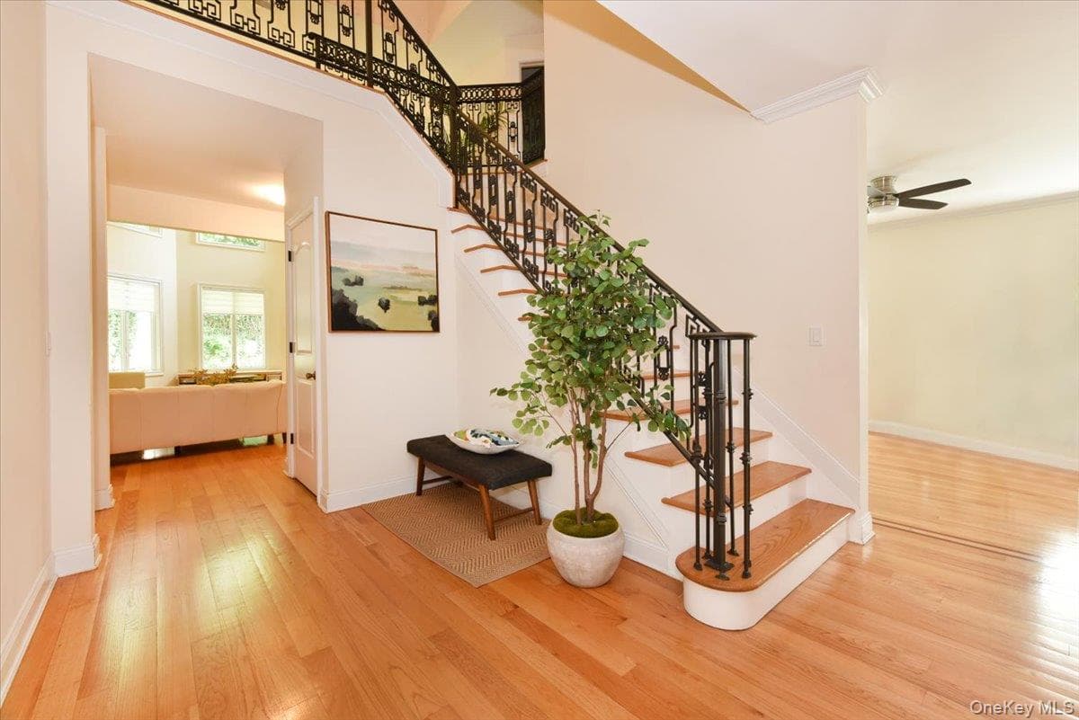245 Harbor Hill Road thumbnail 8