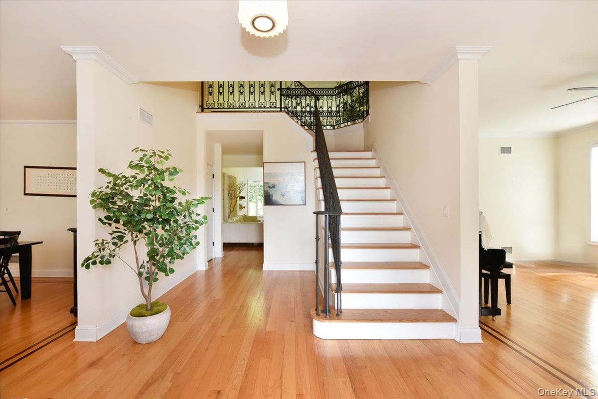 245 Harbor Hill Road thumbnail 7