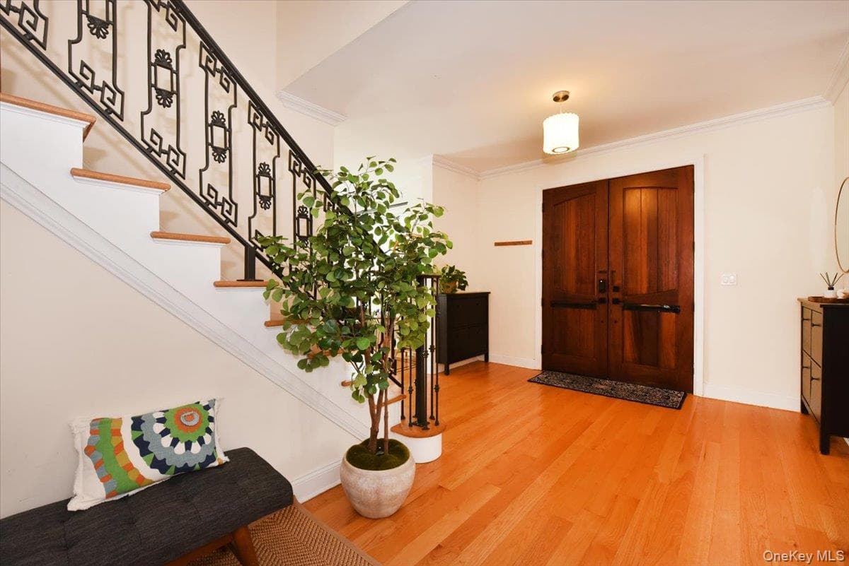 245 Harbor Hill Road thumbnail 9