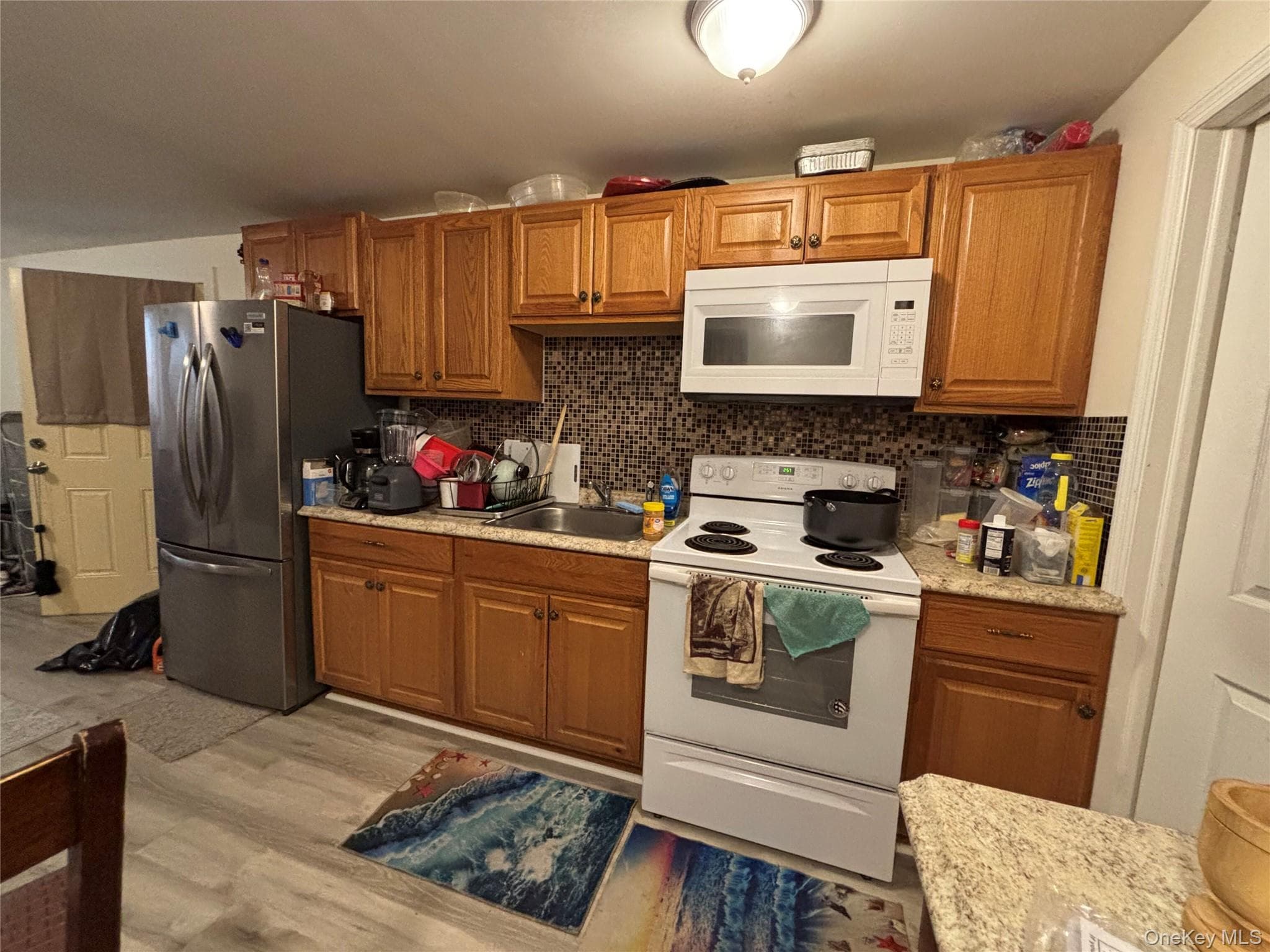323 Clinton Avenue thumbnail 20