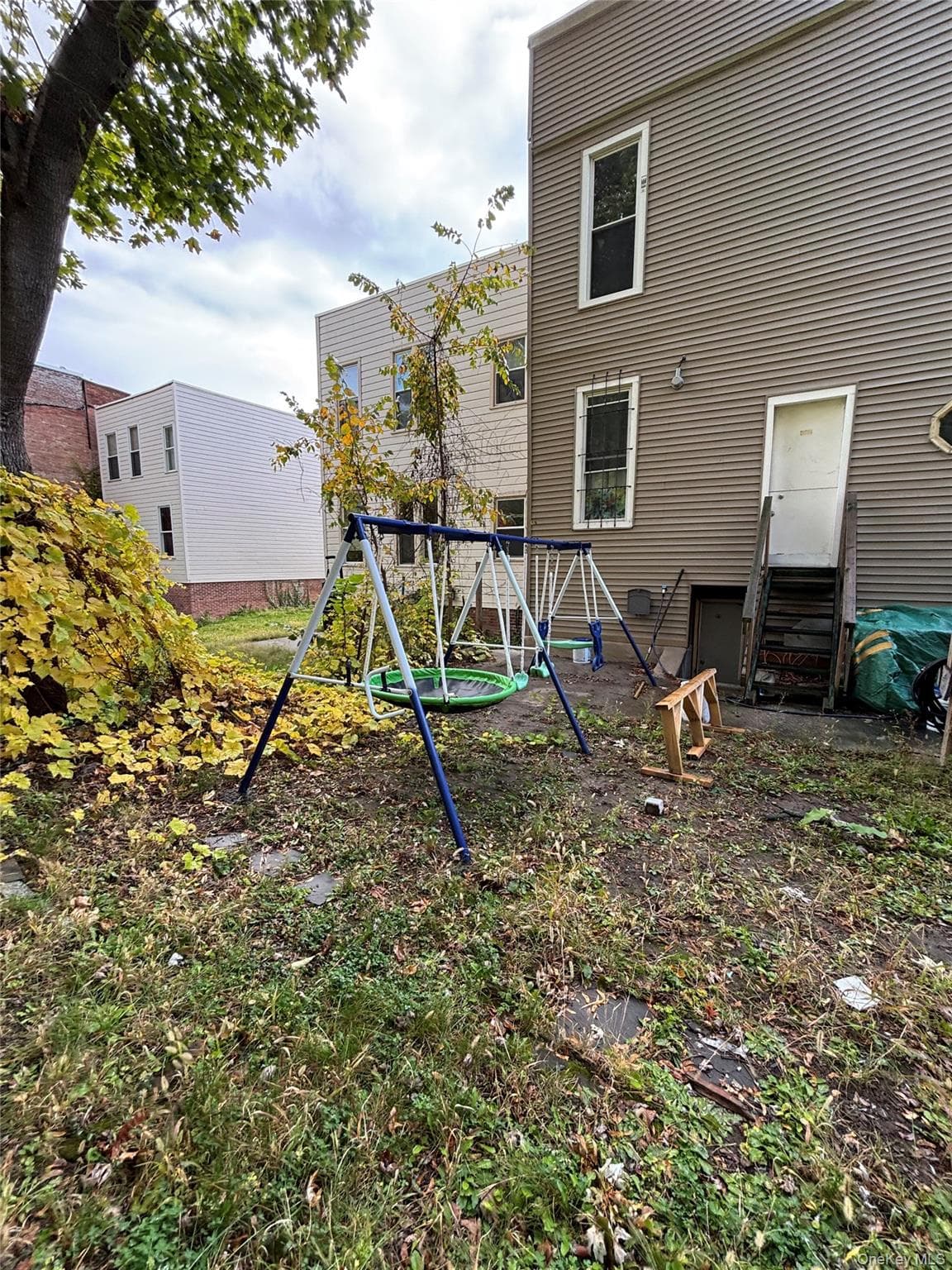 323 Clinton Avenue thumbnail 23