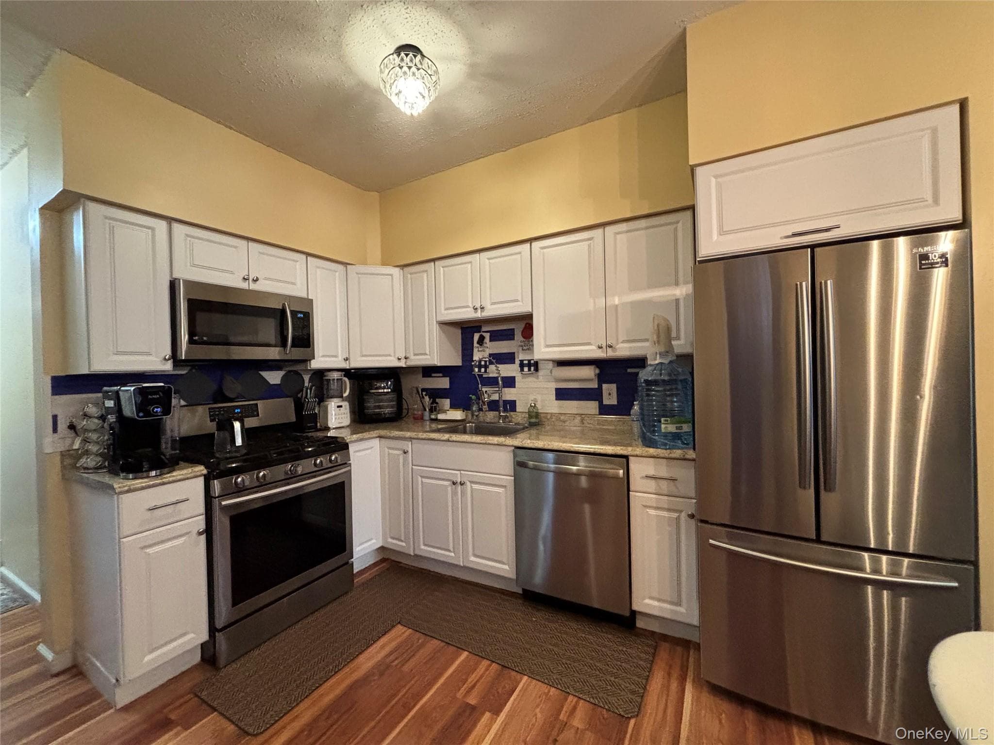 323 Clinton Avenue thumbnail 4