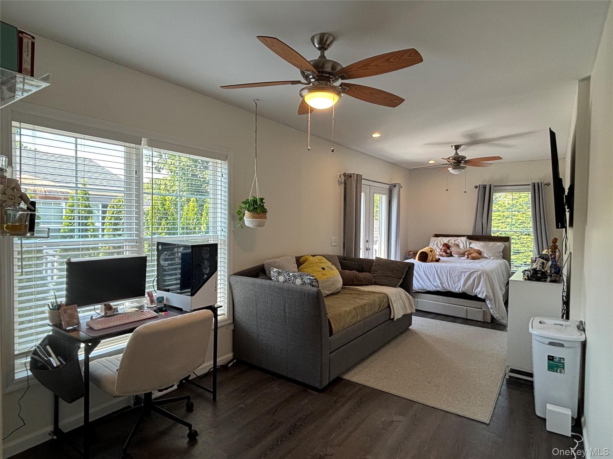 1661 Old Country Road Unit: 563 thumbnail 20