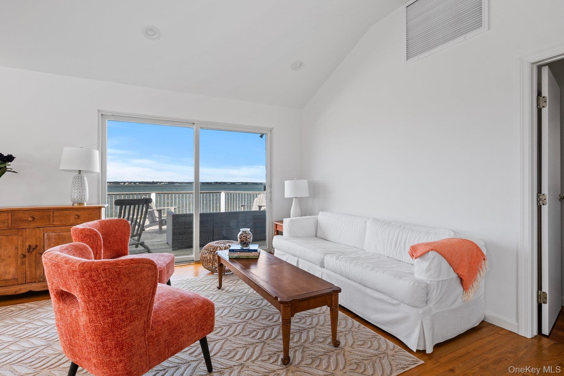654A Dune Road thumbnail 11