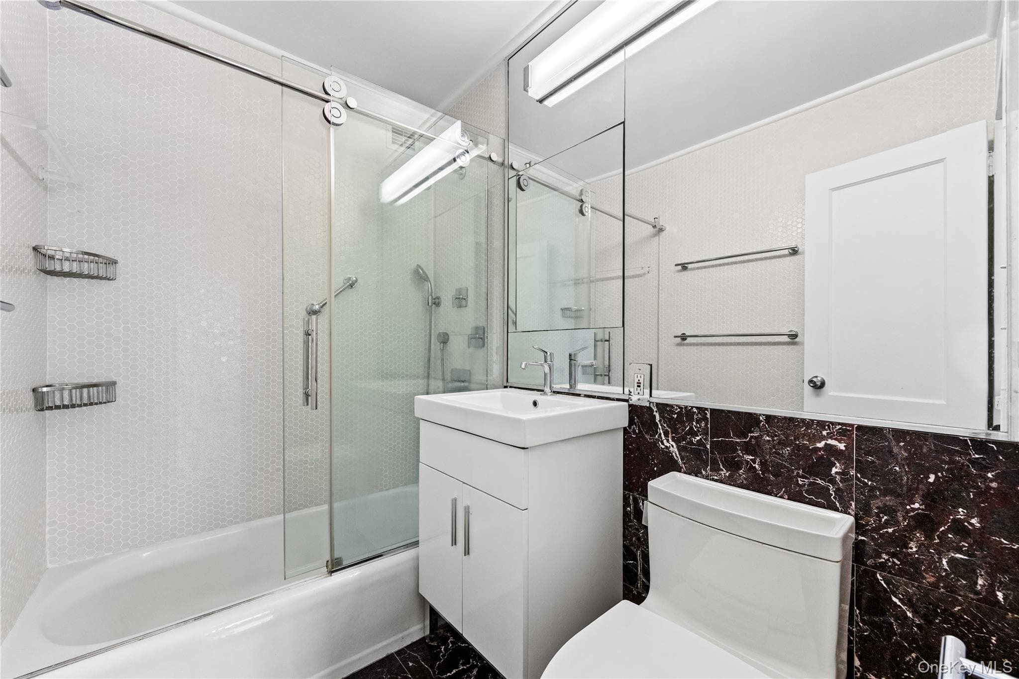 201 E 28th Street Unit: 16AB thumbnail 26