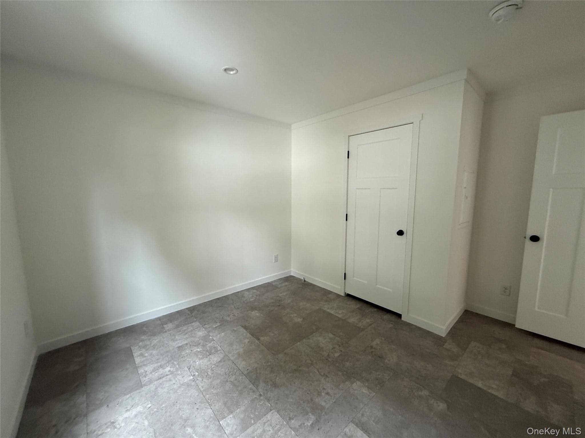 114 Forest Park (aka Hubert St) thumbnail 15