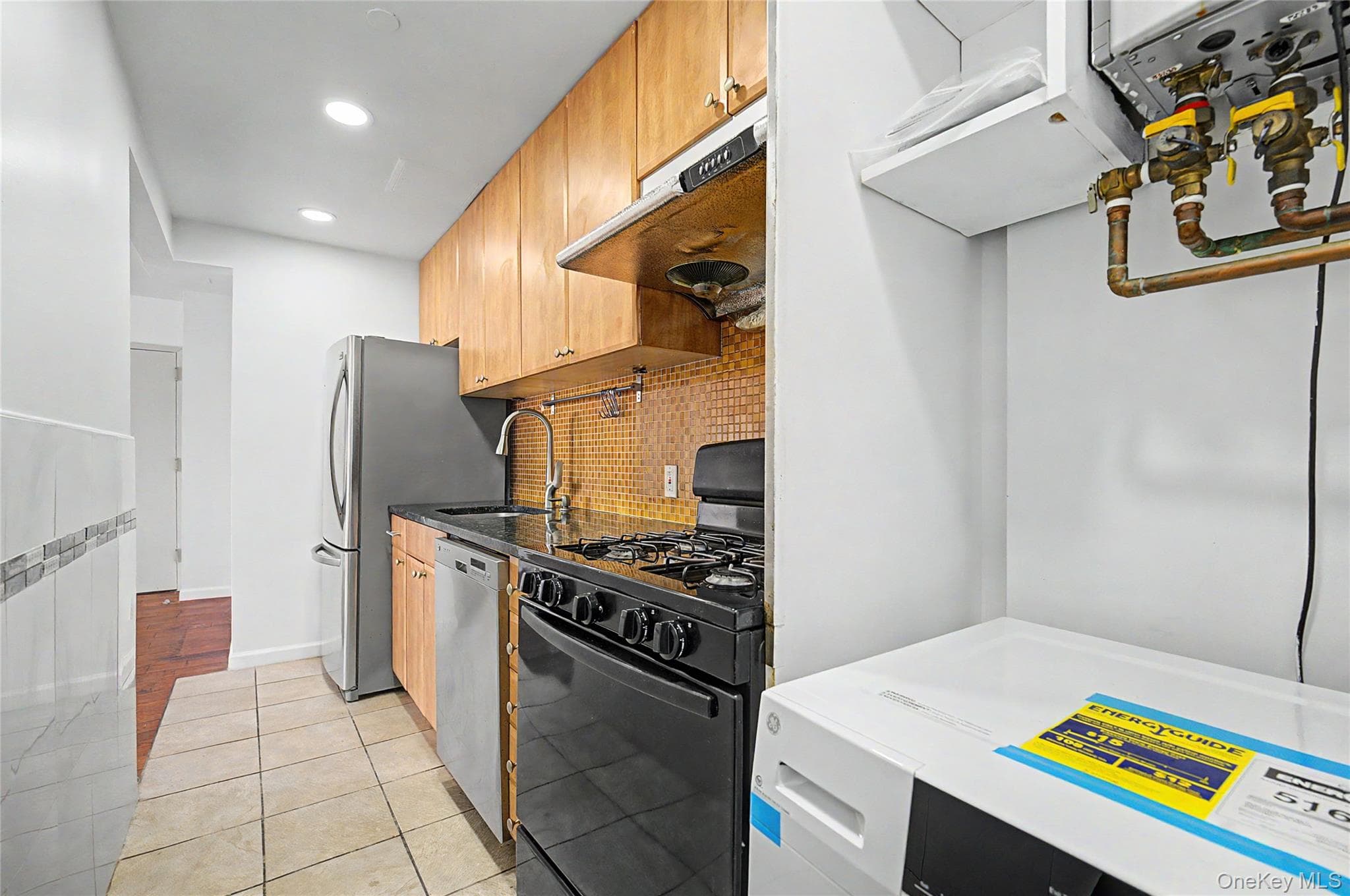 3138 137th Street Unit: 7B thumbnail 8