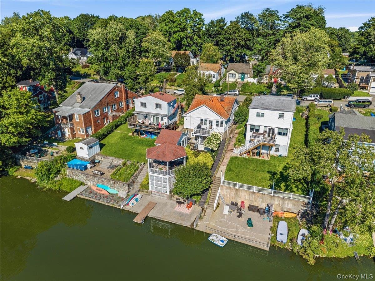 65 Lake Drive thumbnail 6