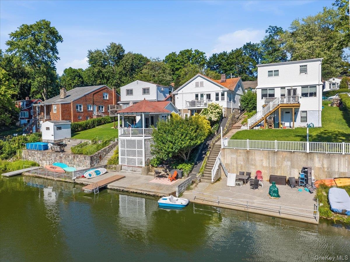 65 Lake Drive thumbnail 11