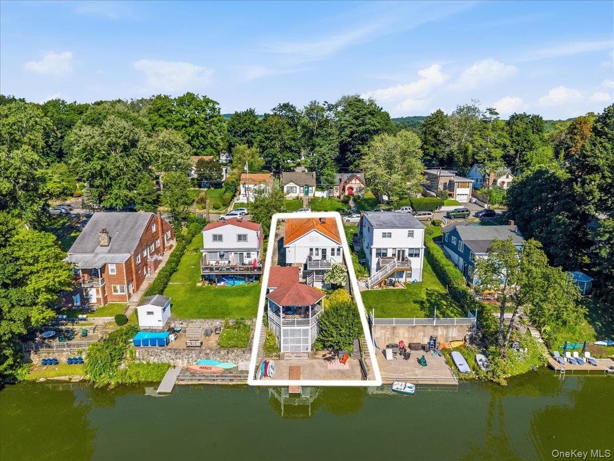 65 Lake Drive thumbnail 3