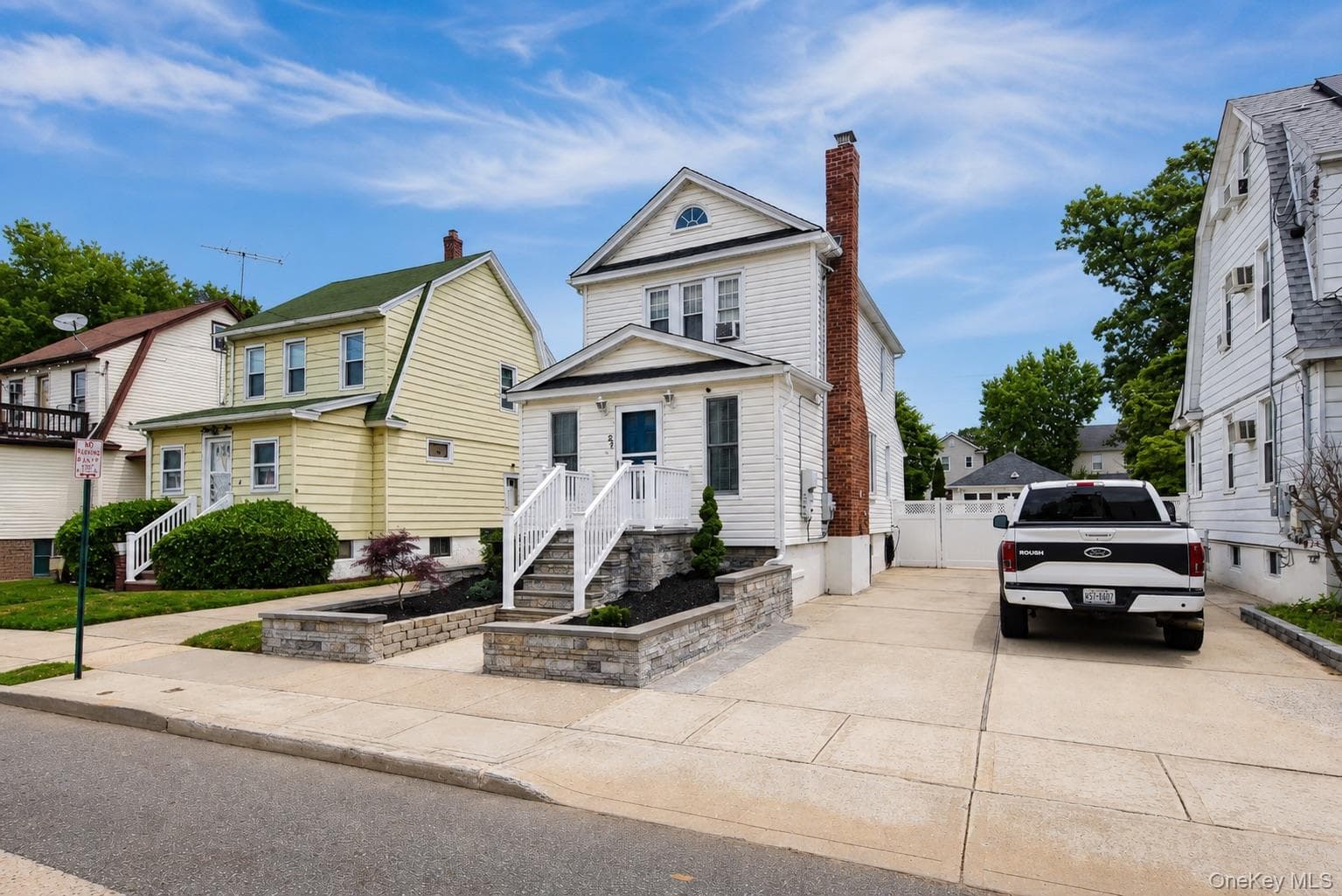 27 Avondale Street thumbnail 2