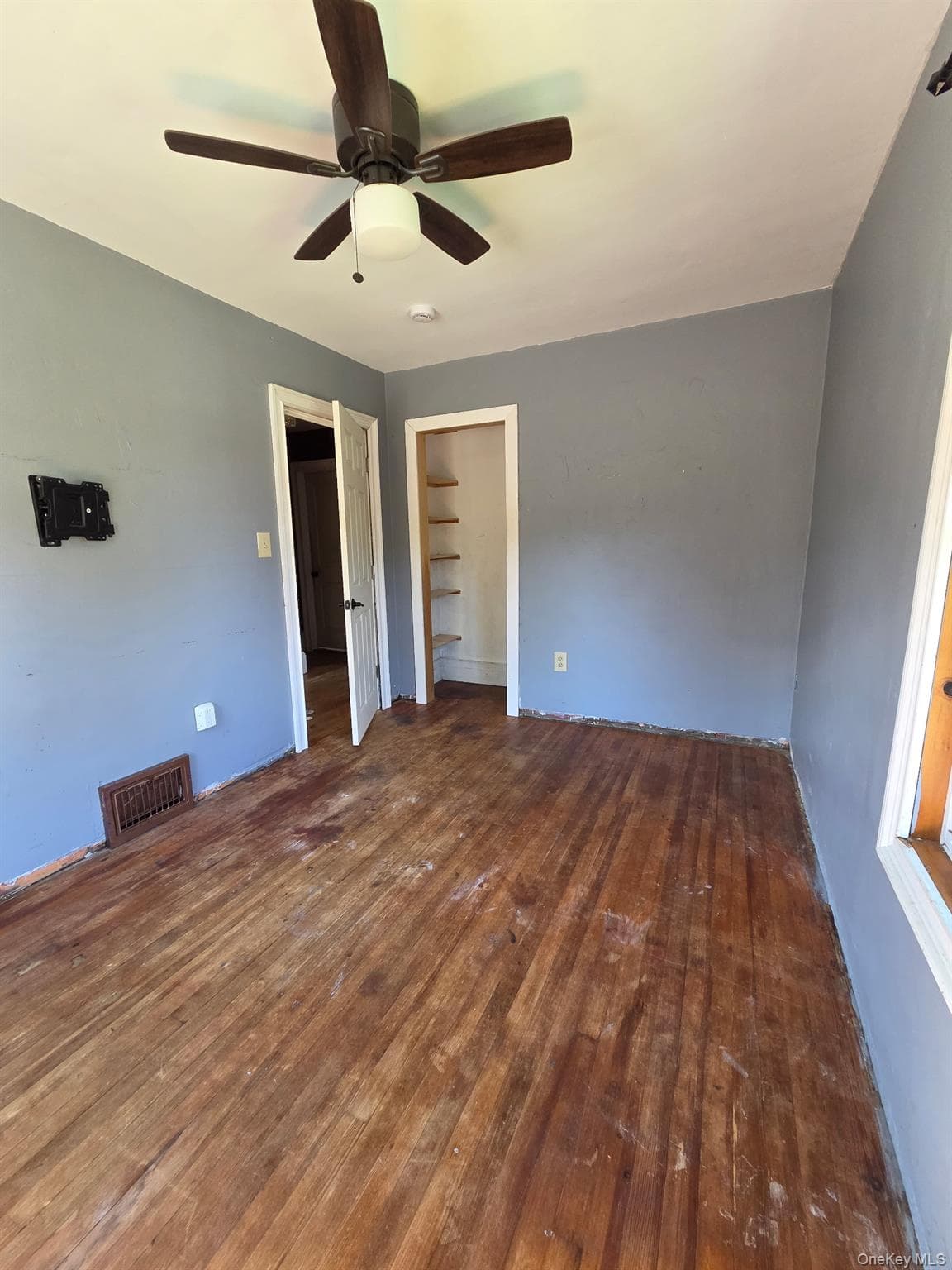 295 Lucas Avenue thumbnail 27