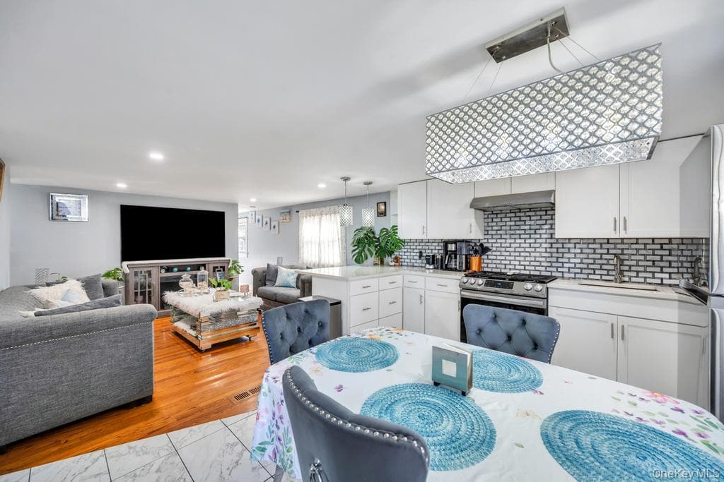 229 W Montauk Highway Unit: 87A thumbnail 6