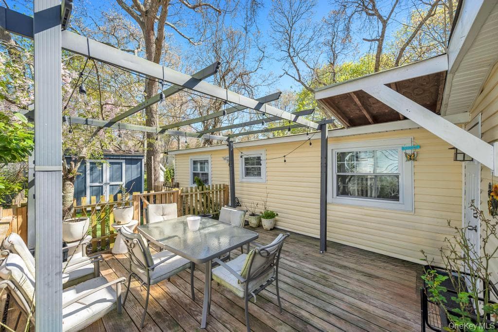 229 W Montauk Highway Unit: 87A thumbnail 19