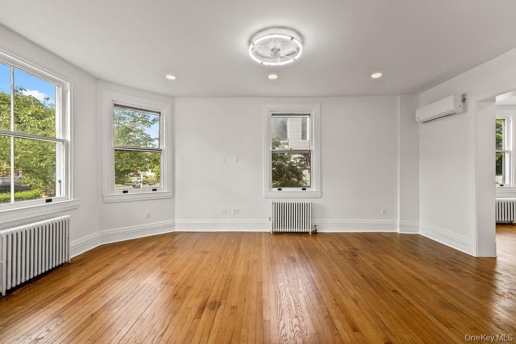 7 Clinton Place thumbnail 9