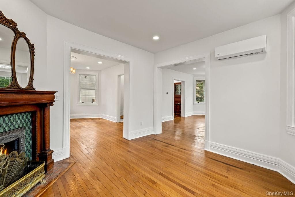 7 Clinton Place thumbnail 12
