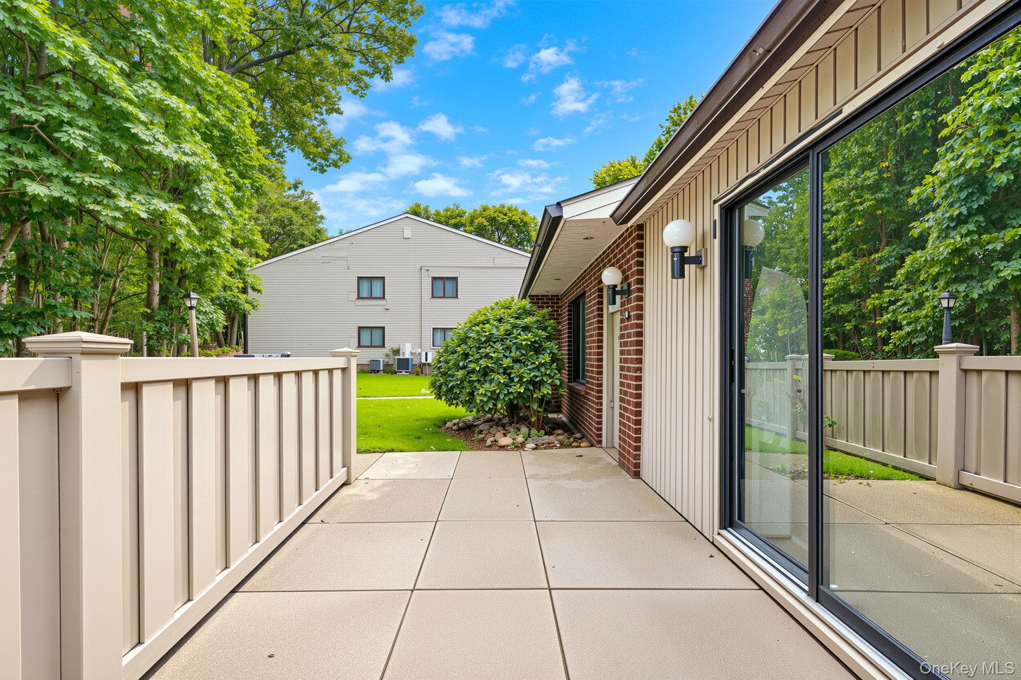 241 Birchwood Road thumbnail 5