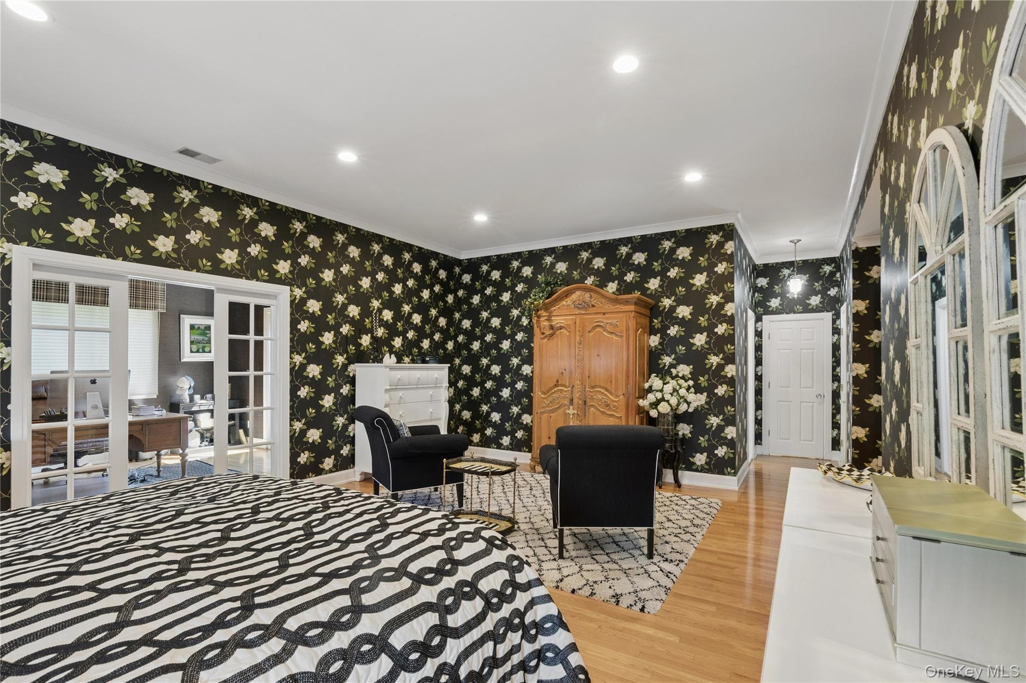 14 Esmond Avenue thumbnail 25