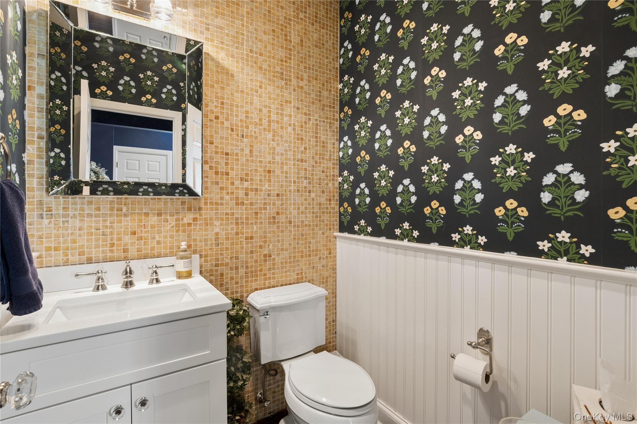 14 Esmond Avenue thumbnail 5