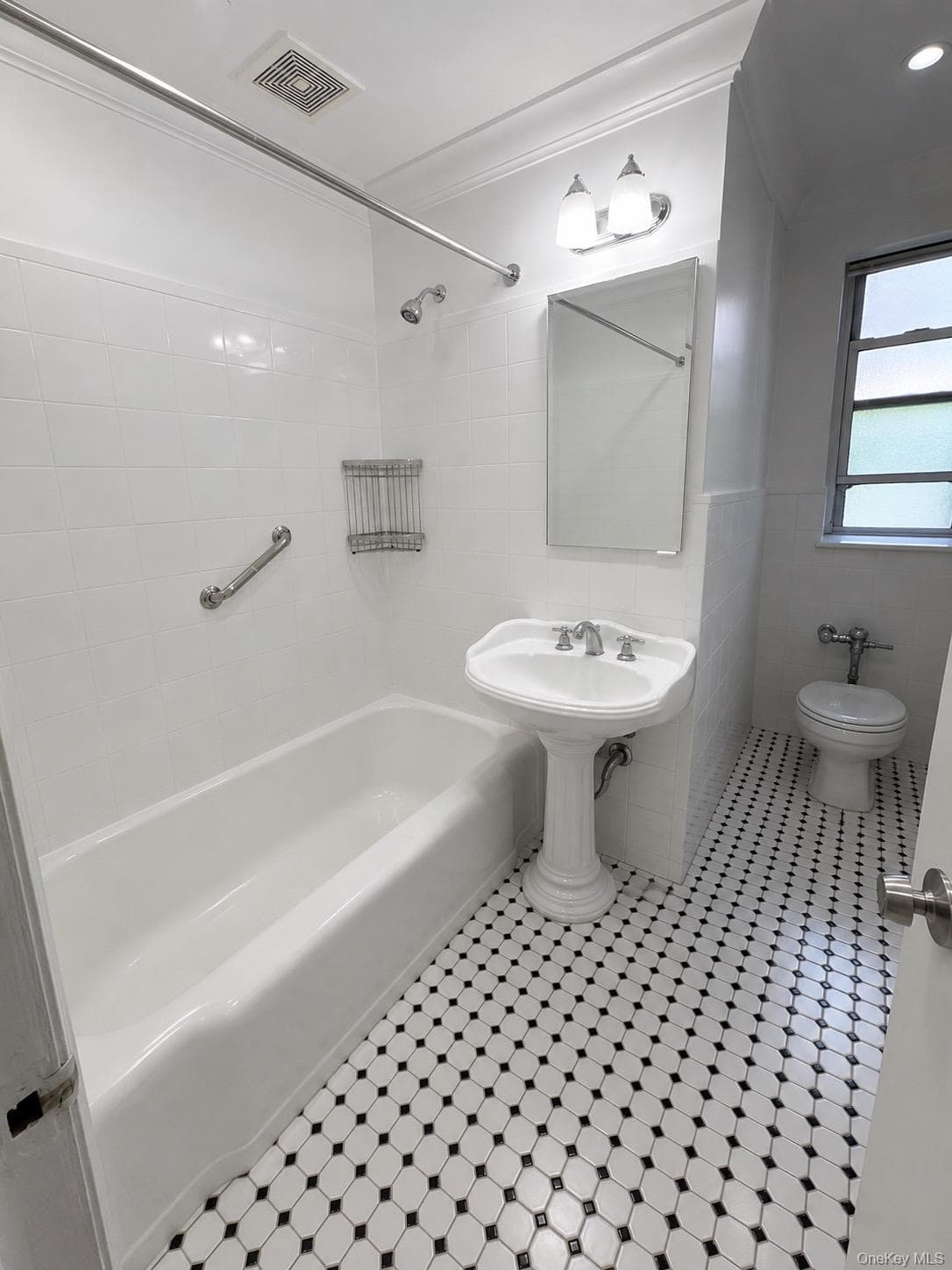 67-38 108th Street Unit: C27 thumbnail 14