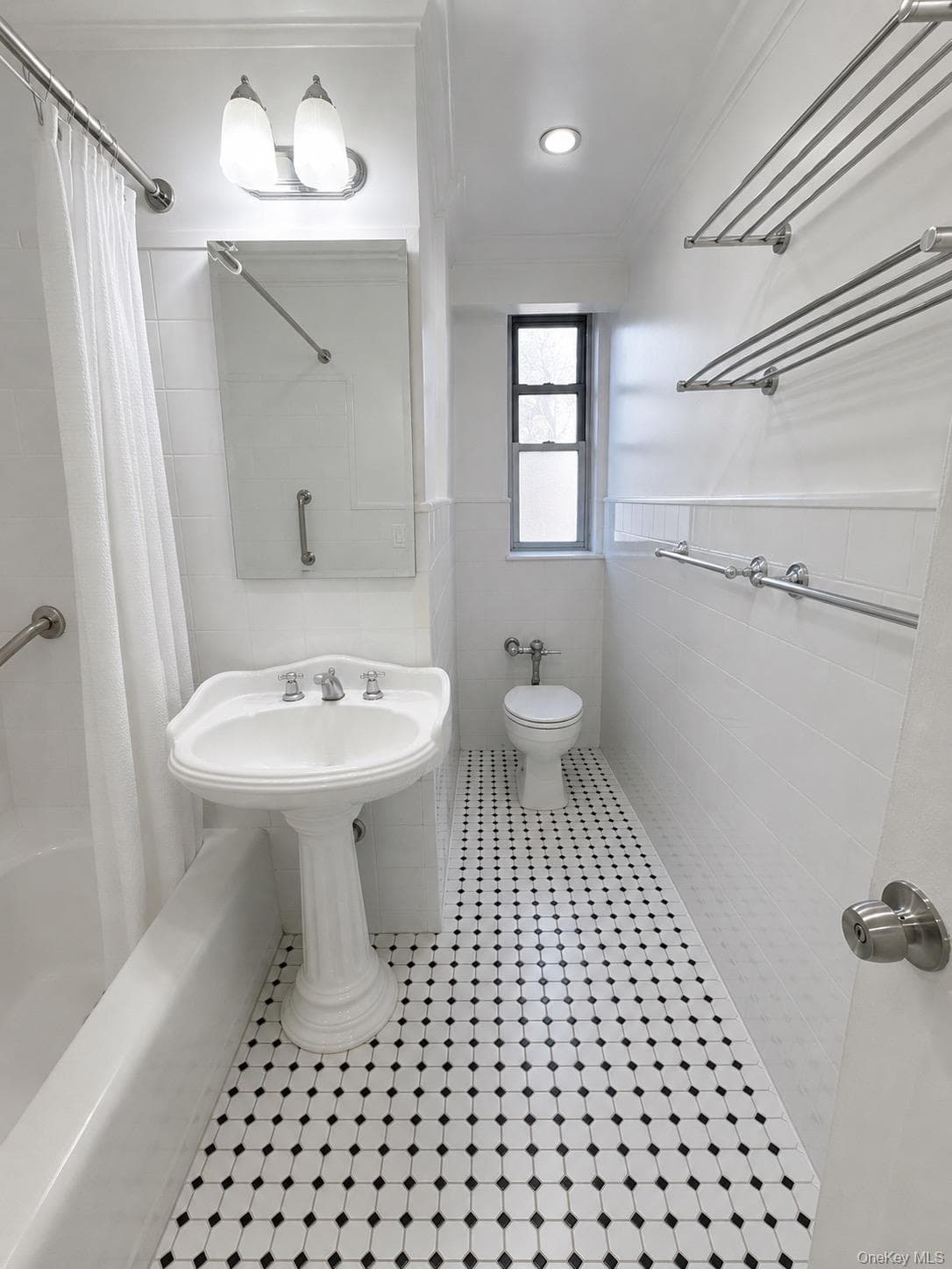67-38 108th Street Unit: C27 thumbnail 15