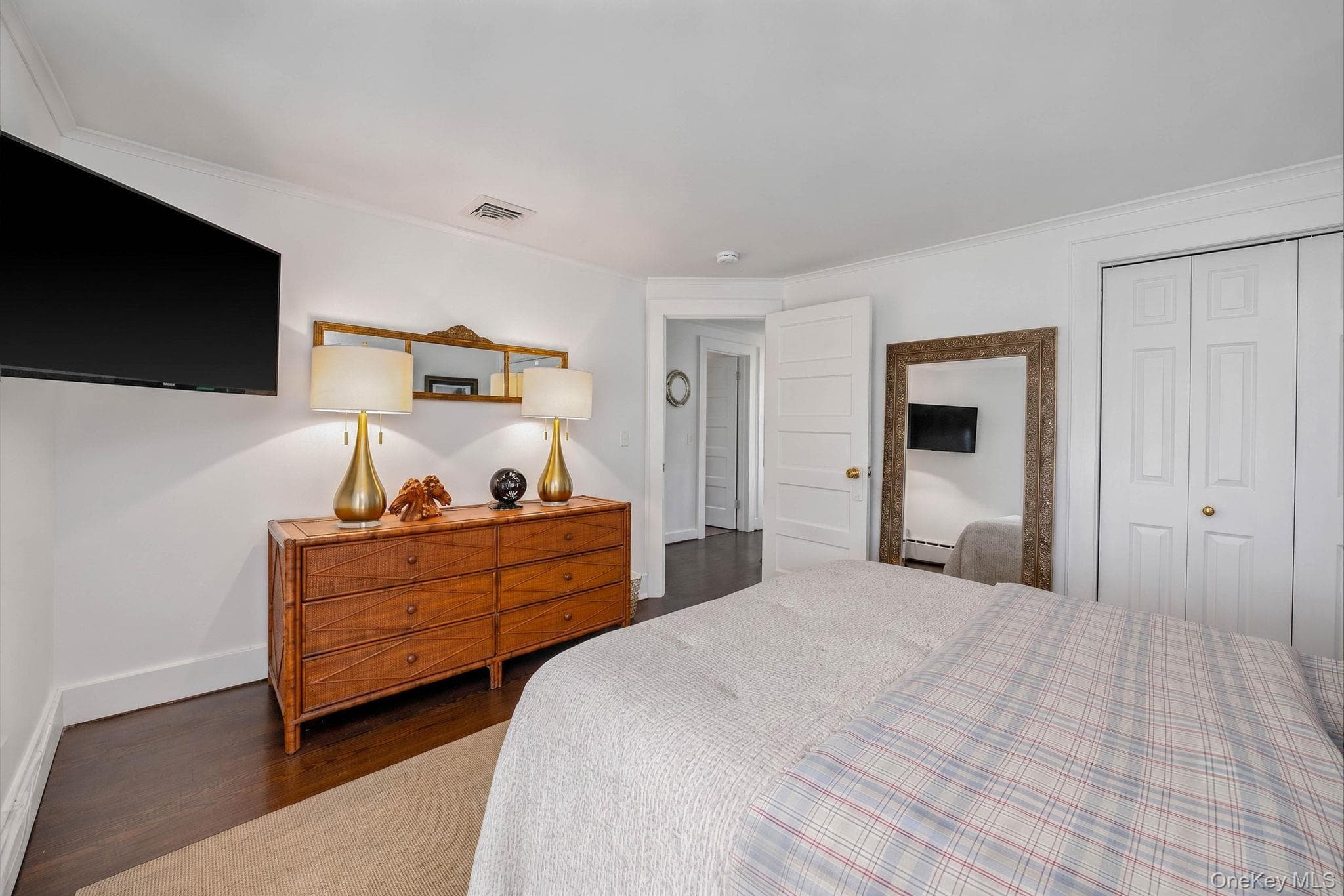 312 Riverside Drive thumbnail 30