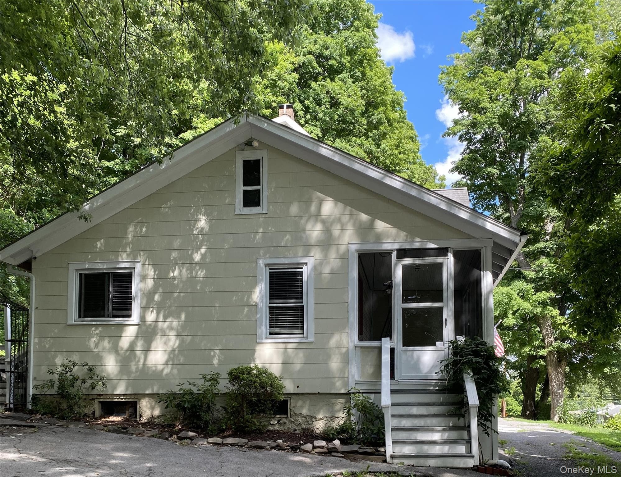 696 Sawkill Road thumbnail 5