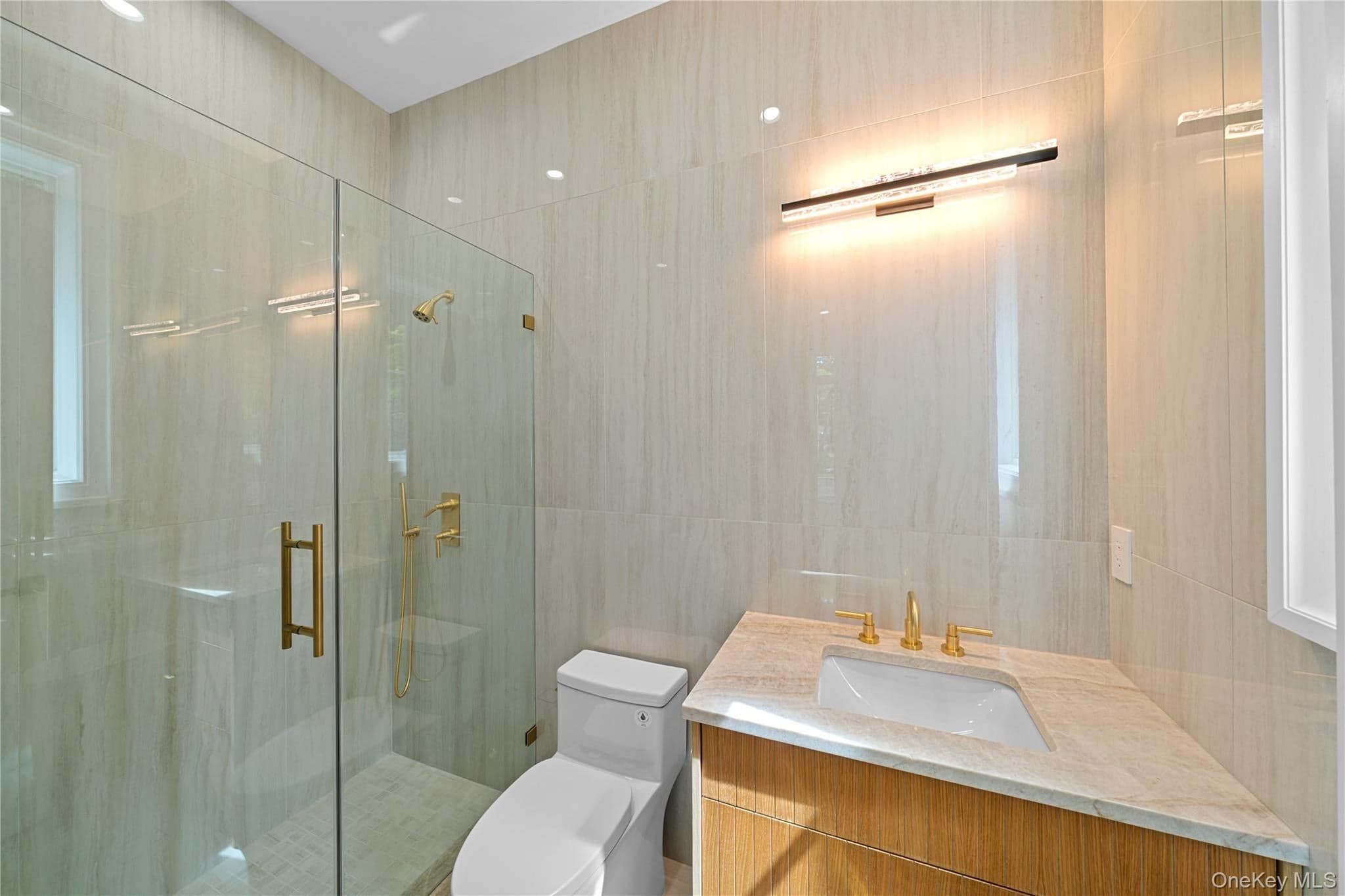 12 Quaker Ridge Drive thumbnail 25
