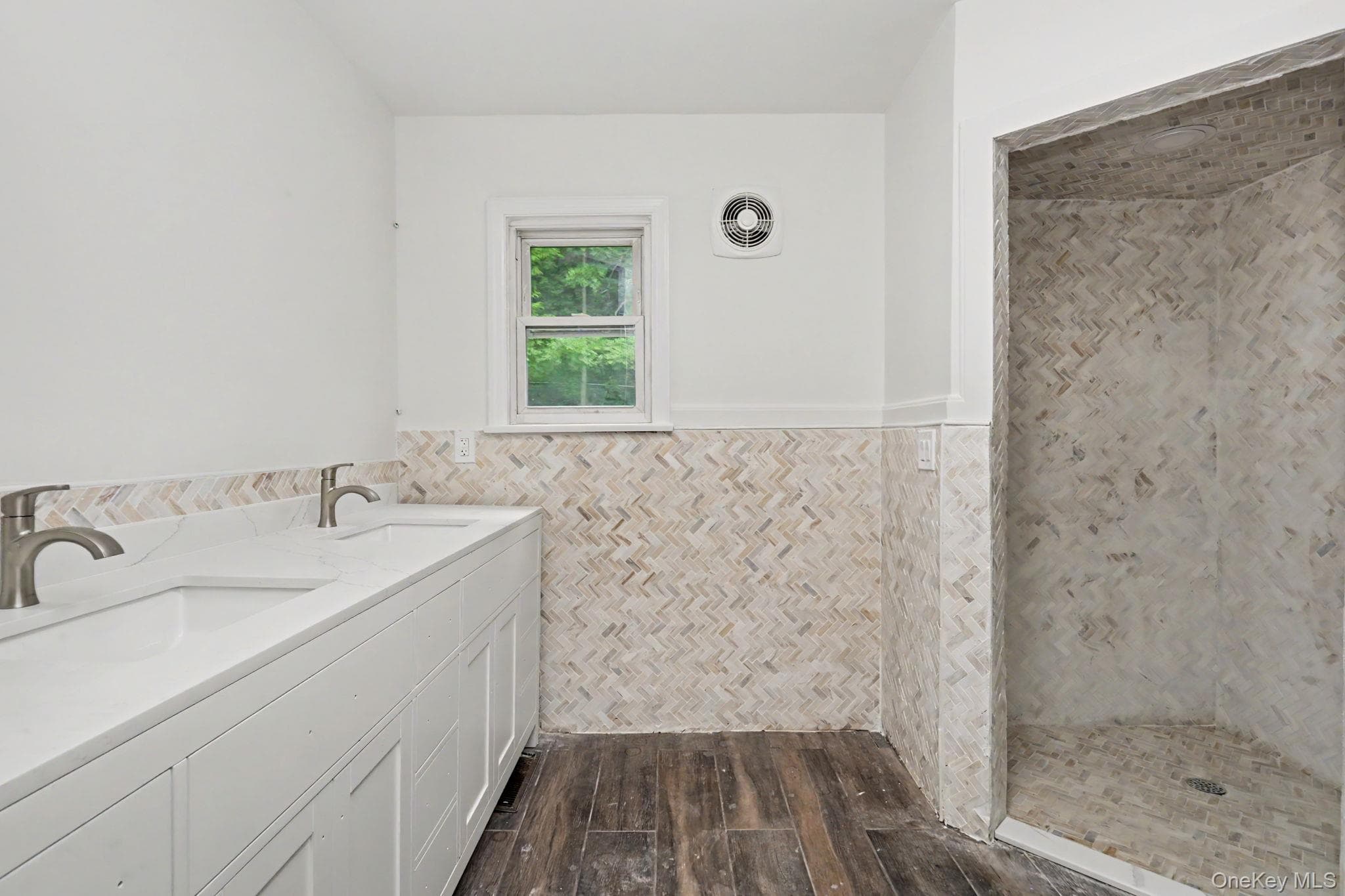 4 Woodward Terrace thumbnail 13