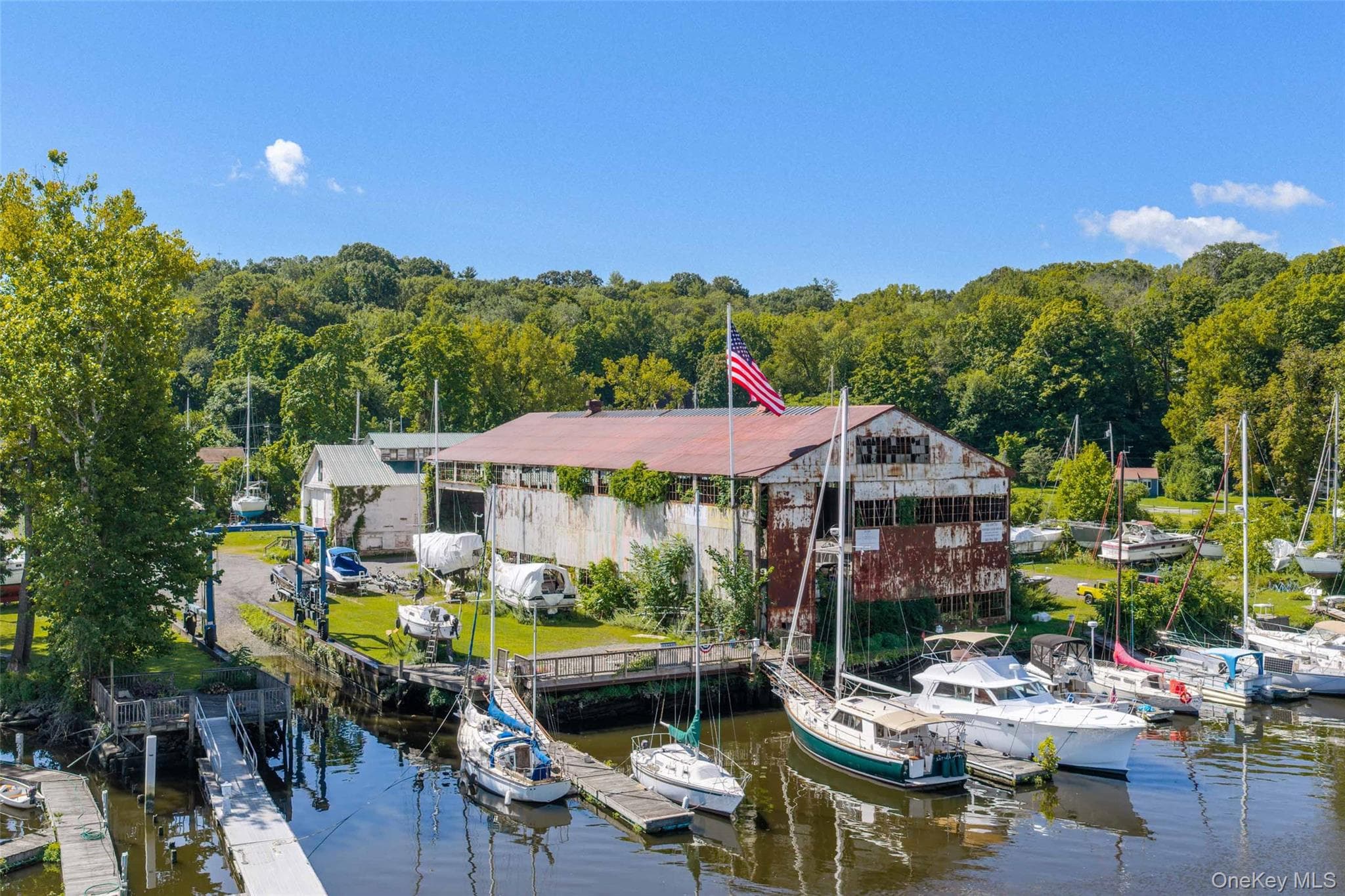 140 1st Street, Esopus