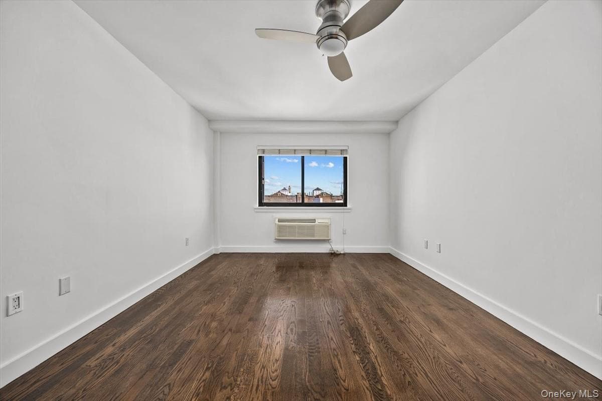 3135 31st Street Unit: 605 thumbnail 8